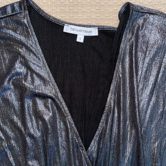 Women’s Dress - Picture 3 of 7